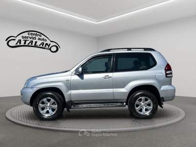 Toyota Land Cruiser D-4D 16V 3 porte Grigio usata Maniace