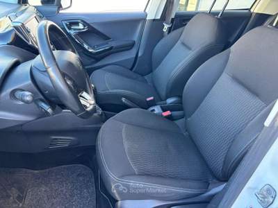 Peugeot 208 BlueHDi 75 5p. Active Bianco usata Roma