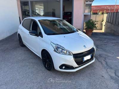 Peugeot 208 BlueHDi 75 5p. Active Bianco usata Roma
