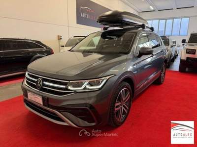 Volkswagen Tiguan Tiguan 2.0 150 cv automatico 7 posti allspace Grigio usata Casarsa della Delizia