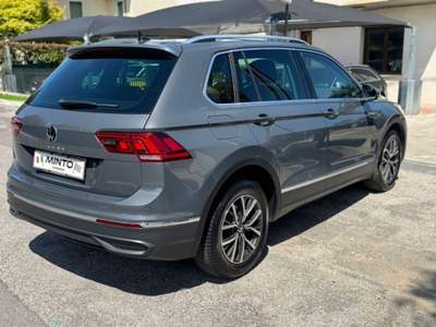 Volkswagen Tiguan 2.0 TDI 150 CV SCR DSG Elegance Grigio usata Mirano