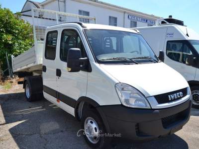 Iveco Ecodaily 35C13 2.3 126CV DC 7 POSTI RIBALTABILE Bianco usata COMACCHIO