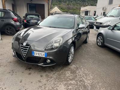 Alfa Romeo Giulietta TCT Exclusive Giallo usata Palma Campania
