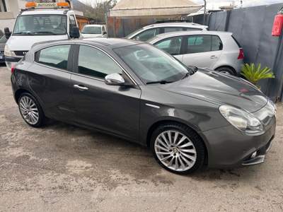 Alfa Romeo Giulietta TCT Exclusive Giallo usata Palma Campania