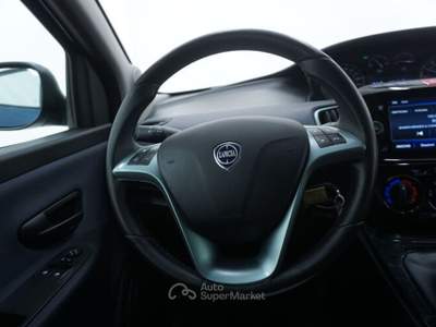 Lancia Ypsilon Miglior prezzo garantito e consegna in pochi giorni Blu/Azzurro usata Reggio nell'Emilia
