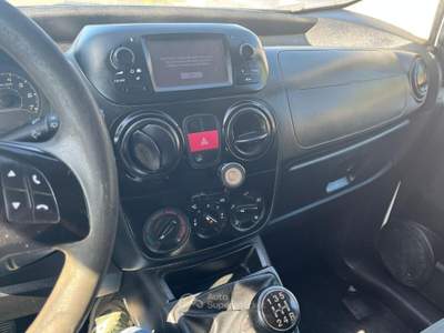 Fiat QUBO 95 CV Trekking n1 autocarro Bianco usata Palma Campania