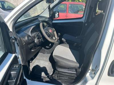 Fiat QUBO 95 CV Trekking n1 autocarro Bianco usata Palma Campania