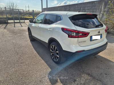Nissan Qashqai Tekna km 108000 Bianco usata Palma Campania