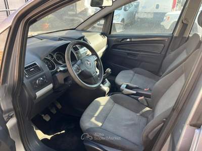 Opel Zafira Cosmo Blu/Azzurro usata Palma Campania