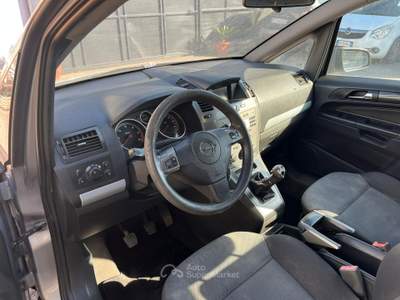 Opel Zafira Cosmo Blu/Azzurro usata Palma Campania
