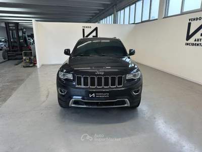 Jeep Grand Cherokee 3.0 V6 CRD 250CV MULTIJET II OVERLAND Grigio usata Megliadino San Vitale