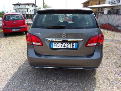Mercedes-Benz Classe B MERCEDES B 180 D AUTOMATICA usata VIGEVANO