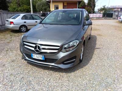 Mercedes-Benz Classe B MERCEDES B 180 D AUTOMATICA usata VIGEVANO