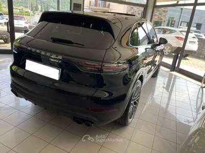 Porsche Cayenne CAYENNE  3.0 V6 BZ 340CV PLATINUM + TETTO APRIBILE CL21 Nero usata Provaglio d'Iseo