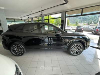 Porsche Cayenne CAYENNE  3.0 V6 BZ 340CV PLATINUM + TETTO APRIBILE CL21 Nero usata Provaglio d'Iseo