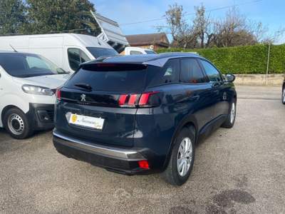Peugeot 3008 BlueHDi 130 EAT8 Business NAVIGATORETELECAMERA Grigio usata Manocalzati