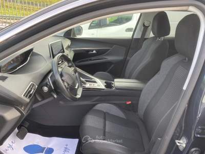 Peugeot 3008 BlueHDi 130 EAT8 Business NAVIGATORETELECAMERA Grigio usata Manocalzati