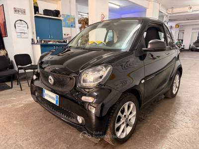Smart ForTwo 70 1.0 twinamic Passion Nero usata Genova
