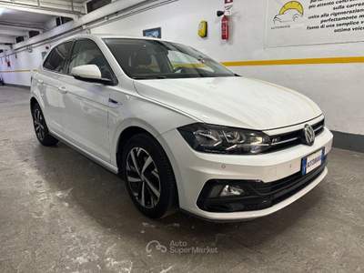 Volkswagen Polo Business 1.6 TDI R-Line Highline BlueMotion Tech. Bianco usata Genova