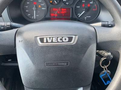 Iveco Daily IVECO 35C13 2.3cc 130CV  RIBALTABILE TRILATERALE Bianco usata Maddaloni