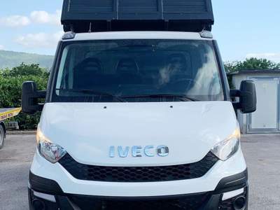 Iveco Daily IVECO 35C13 2.3cc 130CV  RIBALTABILE TRILATERALE Bianco usata Maddaloni