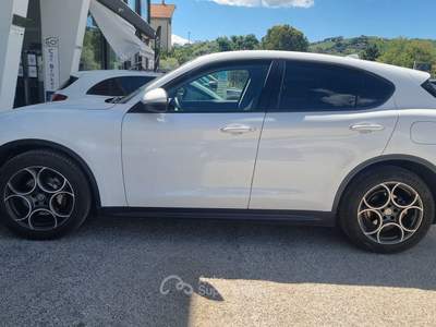 Alfa Romeo Stelvio UNICO PROPRIETARIO PERFETTA IN TUTTO Bianco usata Alba Adriatica