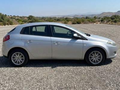 Fiat Bravo 120 CV DPF Grigio usata Bari