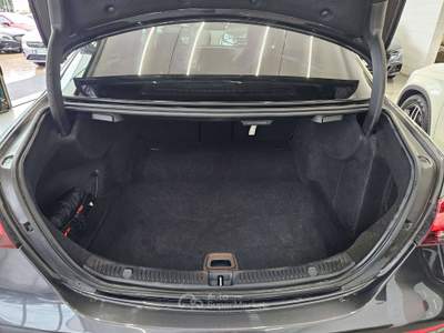 Mercedes-Benz Classe E 2.2 Berlina d Premium 4matic auto Grigio usata Martinengo