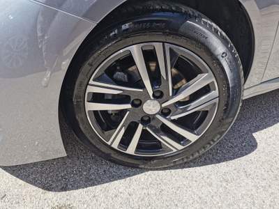 Peugeot 208 100cv Stop&Start EAT8 5 porte Allure Grigio usata Cercola