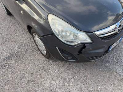 Opel Corsa Corsa IV 2010 5p 1.3 cdti Edition (elective) usata Ardea