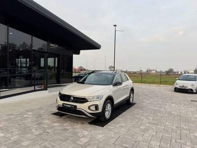 Volkswagen T-Roc 1.0 TSI RESTYLING ANCHE PER NEOPATENTATI Beige usata Russi