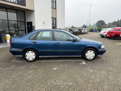 Volvo S40 1.9 td Prestige Blu/Azzurro usata Calestano
