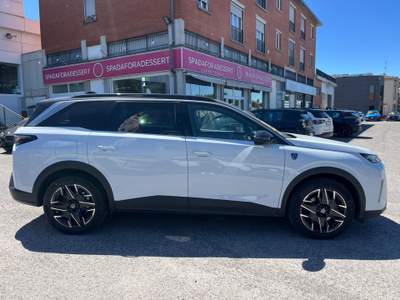 Peugeot 5008 Hybrid 145 e-DCS6 GT 7 posti Bianco usata Milano