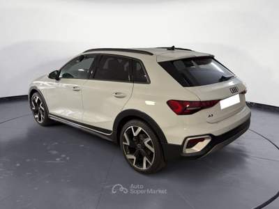 Audi A3 ALLSTREET TDI 110 KW S TRONIC Bianco usata MESSINA