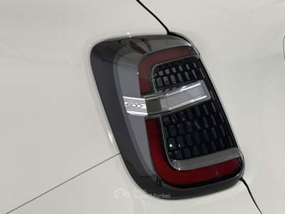 Fiat 600 1.2 Hybrid 145cv Bianco usata Bastia Umbra