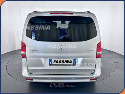 Mercedes-Benz Classe V V Compact 220 d Executive 4matic auto 6 posti  Argento usata Milano