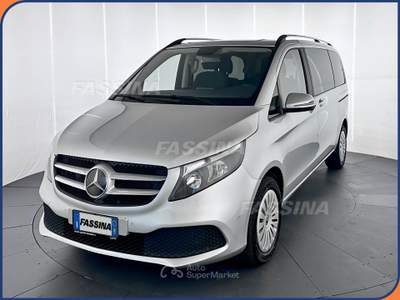 Mercedes-Benz Classe V V Compact 220 d Executive 4matic auto 6 posti  Argento usata Milano