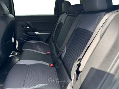 Jeep Compass nuova e-hybrid first edition 1.2 145cv ehybrid fwd edct6 Nero usata Fisciano