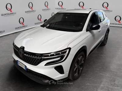 Renault Austral 1.2 E-TECH HEV 200 TECHNO AT Bianco usata Milano