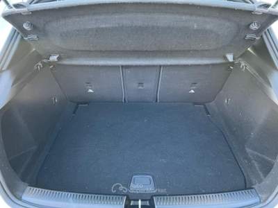 Mercedes-Benz Classe A A 200 d Automatic Business Bianco usata Nocera Inferiore