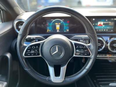 Mercedes-Benz Classe A A 200 d Automatic Business Bianco usata Nocera Inferiore