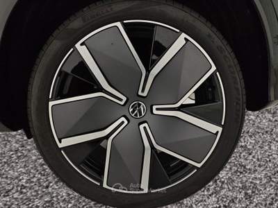 Volkswagen Tiguan 2.0 TDI 142KW SCR R-Line Plus DSG 4M #tettoapribile Nero usata Spinea