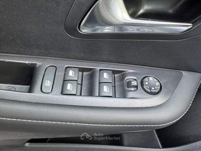 Peugeot 208 Allure PureTech 100 S/S #kmzero Nero usata Spinea