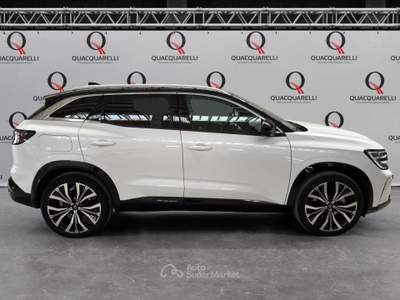 Renault Austral 1.2 E-TECH HEV 200 ICONIC AT Bianco usata Milano