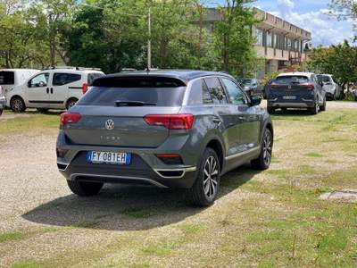 Volkswagen T-Roc 1.6 TDI SCR Style BMT Grigio usata Chiusi