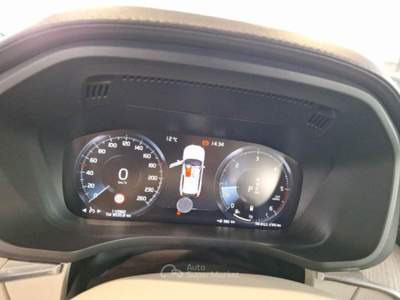 Volvo XC60 B4 D AWD automatico Inscription Blu/Azzurro usata Roma