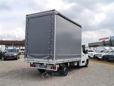 Renault Master T35 2.3 energy dci 145cv passo lungo Bianco usata Reggio nell'Emilia