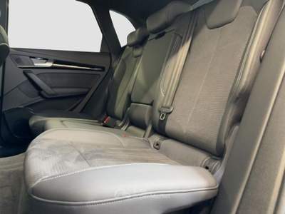 Audi Q5 40 TDI S Line quattro S tronic 204CV Tetto Matrix Nero usata Padova