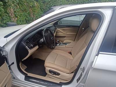 BMW Serie 5 530d Coloro Bianco perlato Bianco usata Rivolta d'Adda