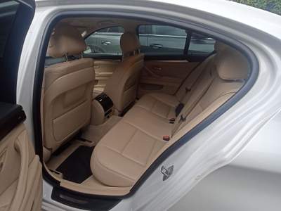 BMW Serie 5 530d Coloro Bianco perlato Bianco usata Rivolta d'Adda